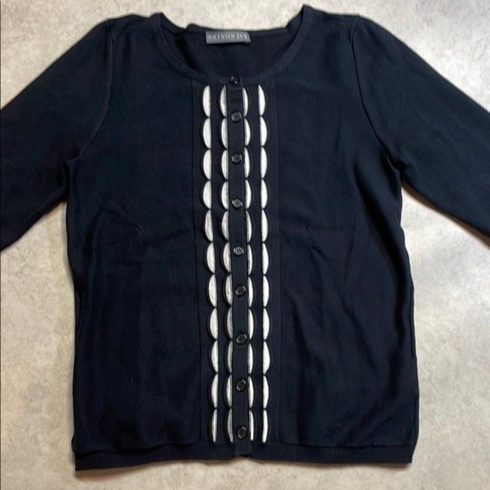 Briton Ivy women’s dark navy blue button-down cardigan. Size S.